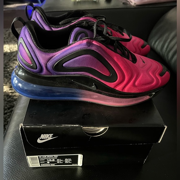 Woman Nike air max 720 - Picture 4 of 6